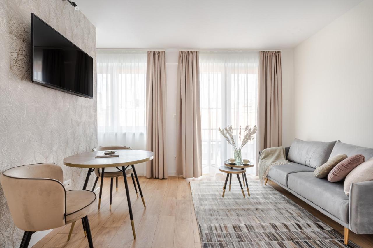 Rose Garden Apartments Budapeste Quarto foto