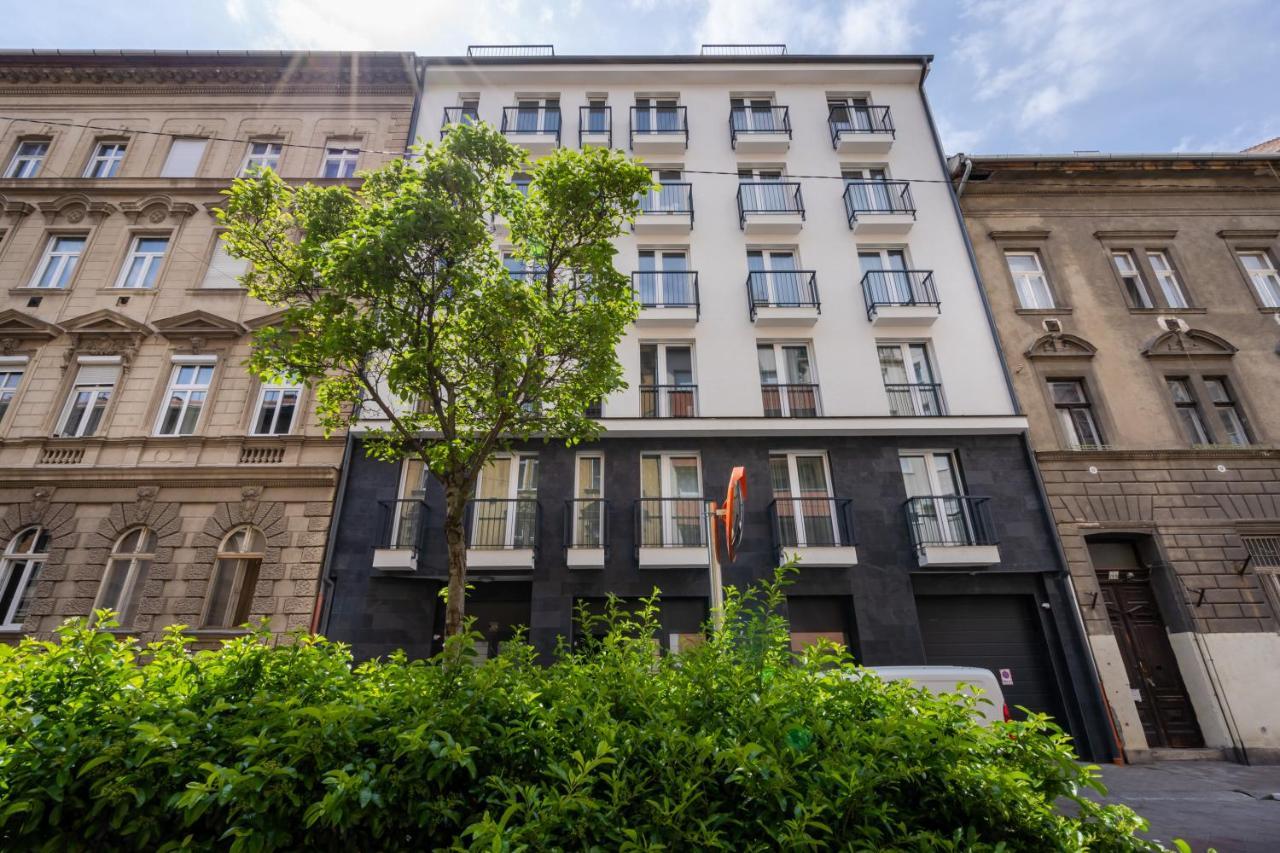 Rose Garden Apartments Budapeste Quarto foto
