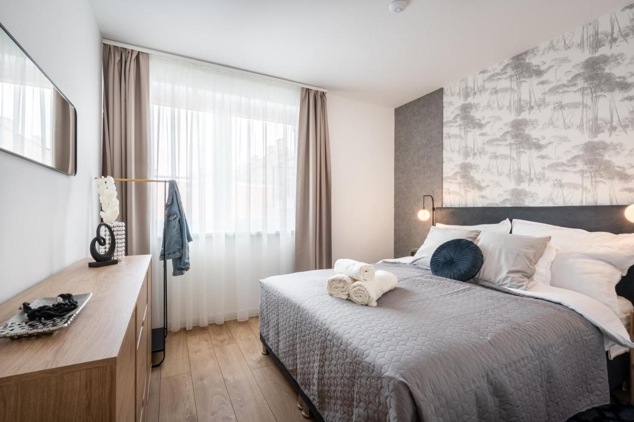 Rose Garden Apartments Budapeste Quarto foto