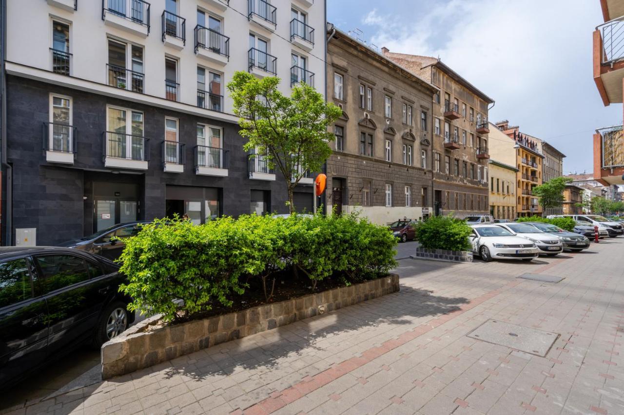 Rose Garden Apartments Budapeste Quarto foto