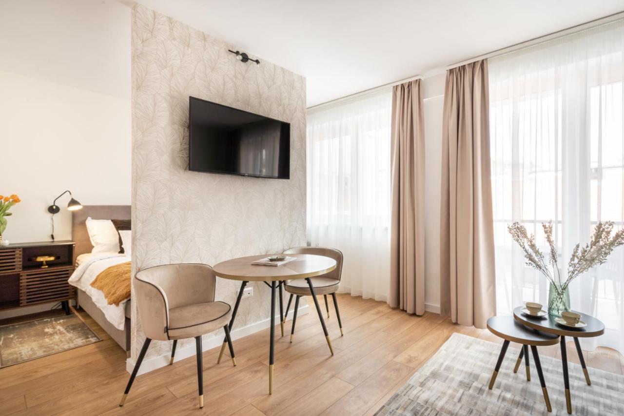 Rose Garden Apartments Budapeste Quarto foto